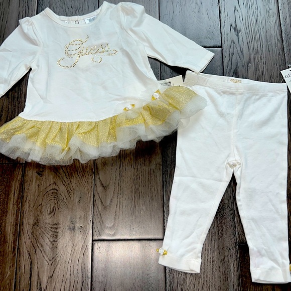 NWT Guess long sleeve gold/ ivory tulle Ruffle top with matching leggings - Picture 1 of 7